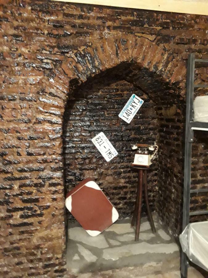 Avlabari Hostel Tbilisi ภายนอก รูปภาพ
