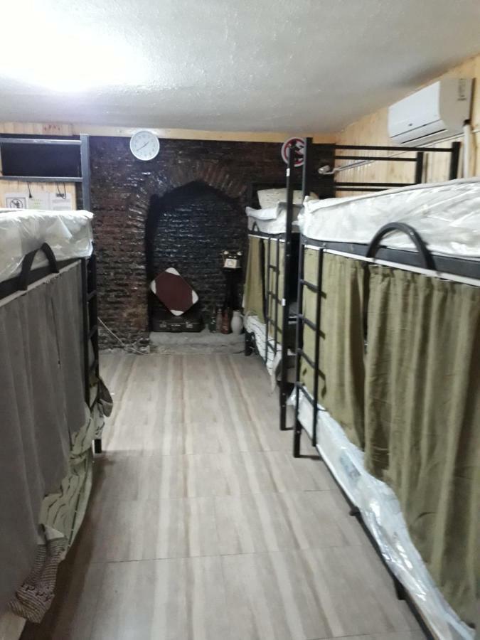 Avlabari Hostel Tbilisi ภายนอก รูปภาพ