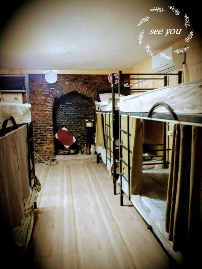 Avlabari Hostel Tbilisi ภายนอก รูปภาพ